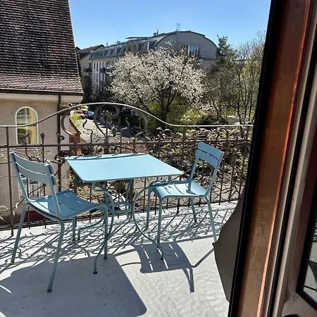 The B Apartment *